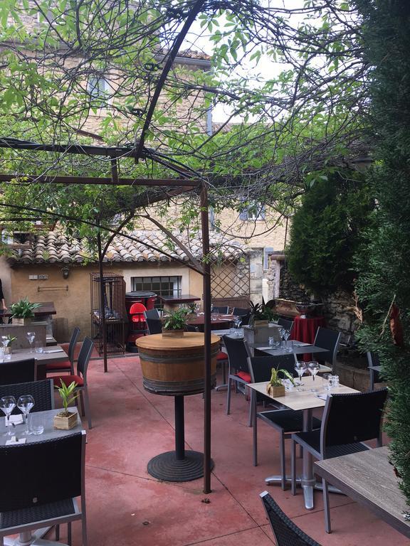 Le Vieux Bistrot Hotel Cabrières-dʼAvignon Exterior foto